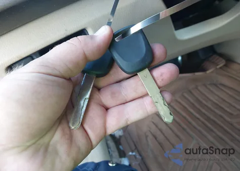 2010 Honda Accord 2.4 Lx from USA, damaged, VIN 1HGCP2F3XAA011848